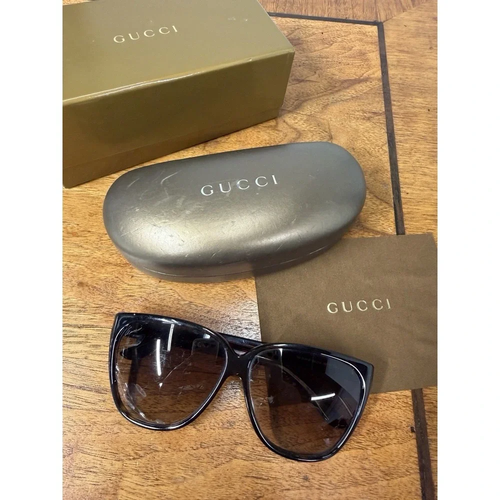 Vtg Gucci oversized sunglasses Brown striped temples case Box Branded Cloth